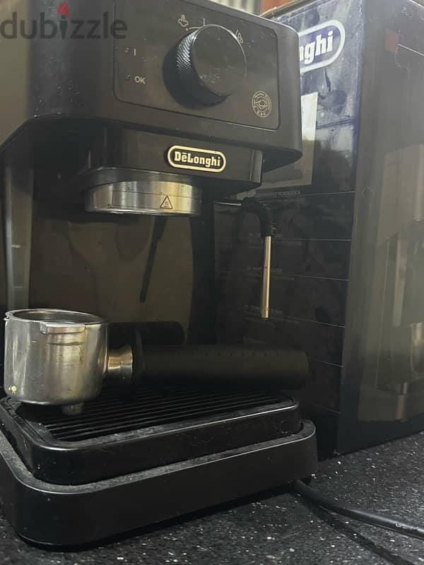 Delonghi coffe machine - as new 5