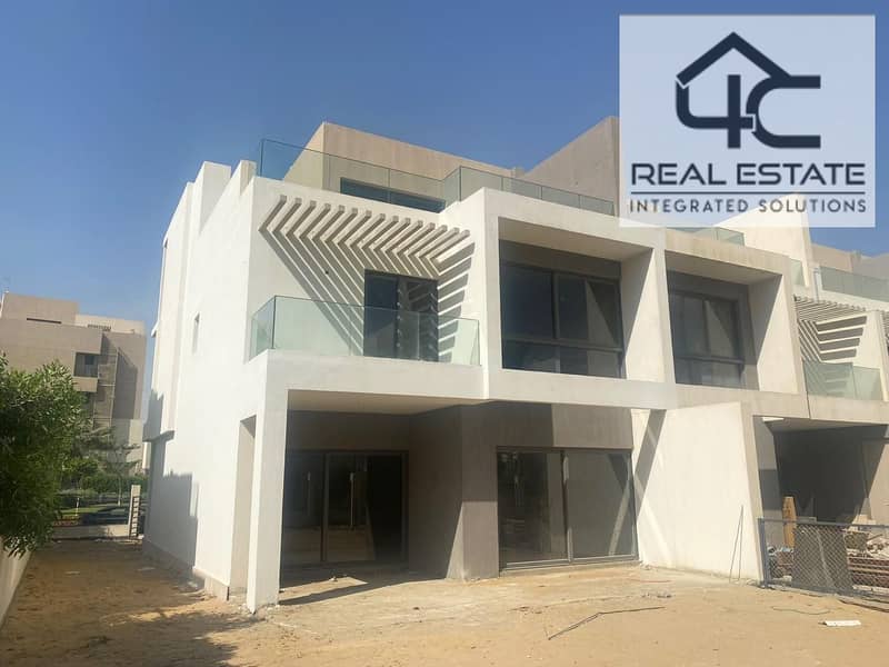 Townhouse villa for sale ground floor first floor and roof corner 250 m land area 350 m in Al Marasem 0