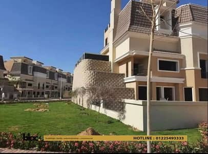 S Villa for sale, with an area of 295 square meters, immediate delivery, ground floor, first floor, and roof, located in Sarai Compound, New Cairo.