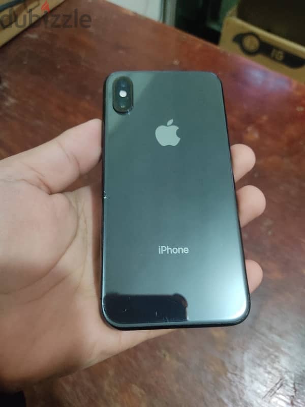 IPhone XS 256GBمعاه كرتونه 15