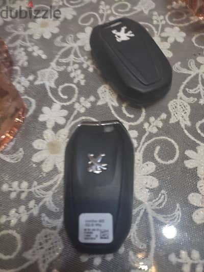 مفاتيح سيارات
