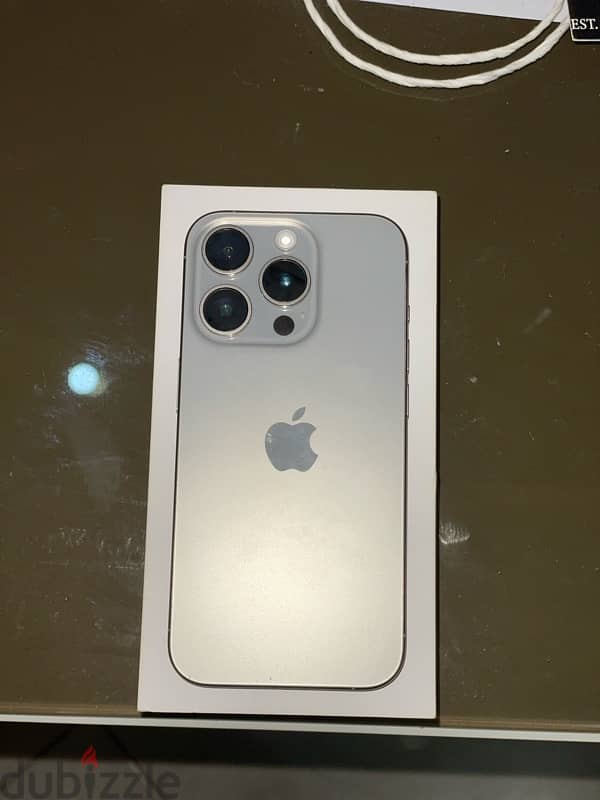 iPhone 15 pro 256gb استعمال خفيف 2