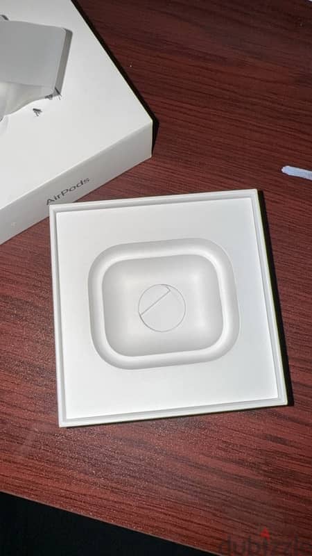 AirPods case and box original without the bucks 15