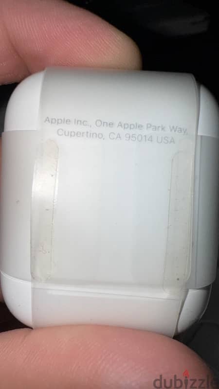 AirPods case and box original without the bucks 17