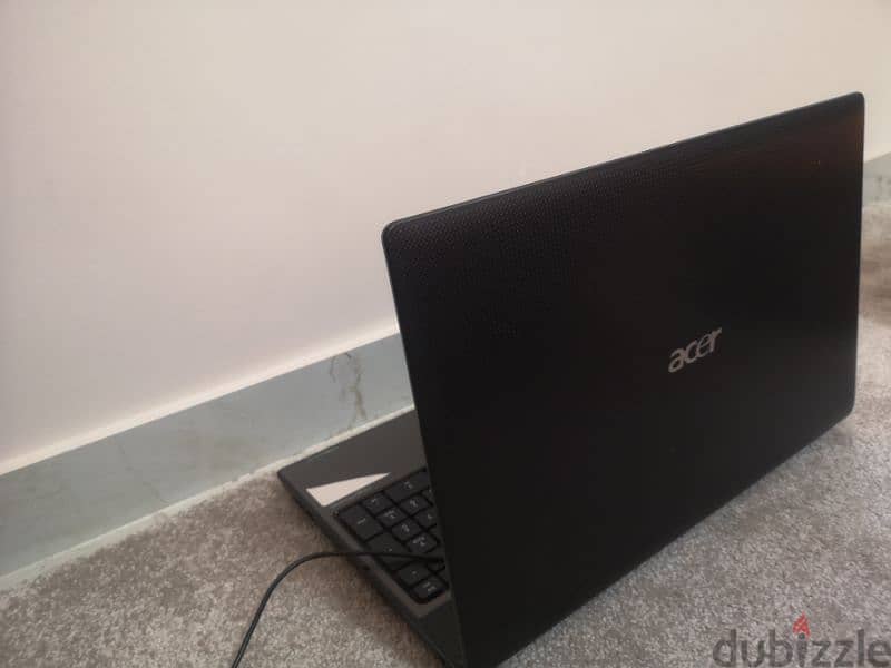 Laptop Acer Aspire 5741 3