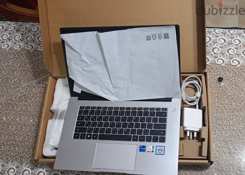 huawei matebook d15 core i7 كسرزيرو 1