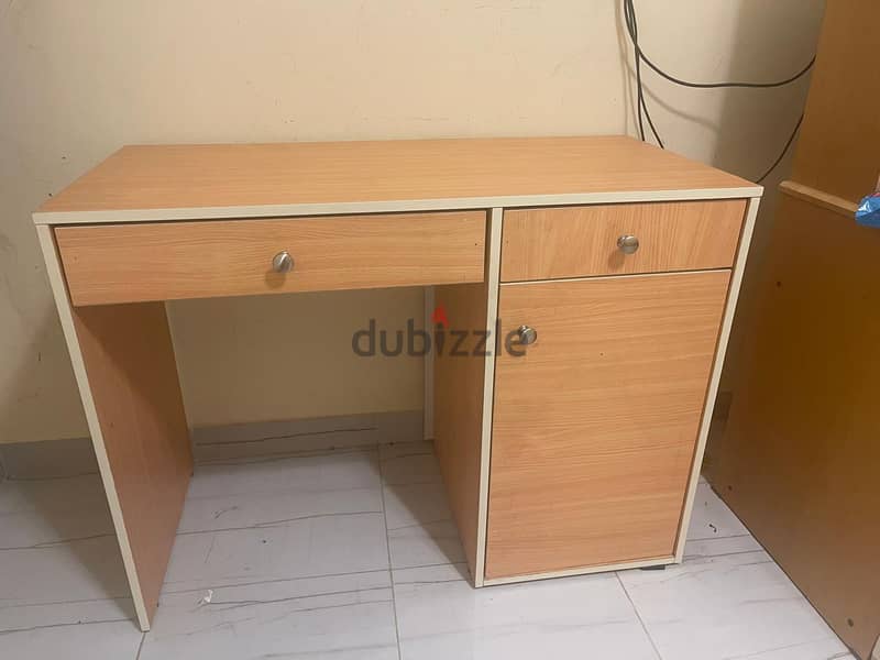 Kids Desk مكتب منزلي 1