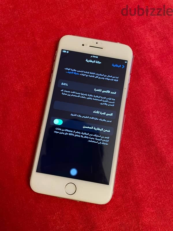 ايفون ٨ بلص ٦٤ جيجا بطاريه ٨٥ لون ابيض مميز جدا مشاء الله عليه 8