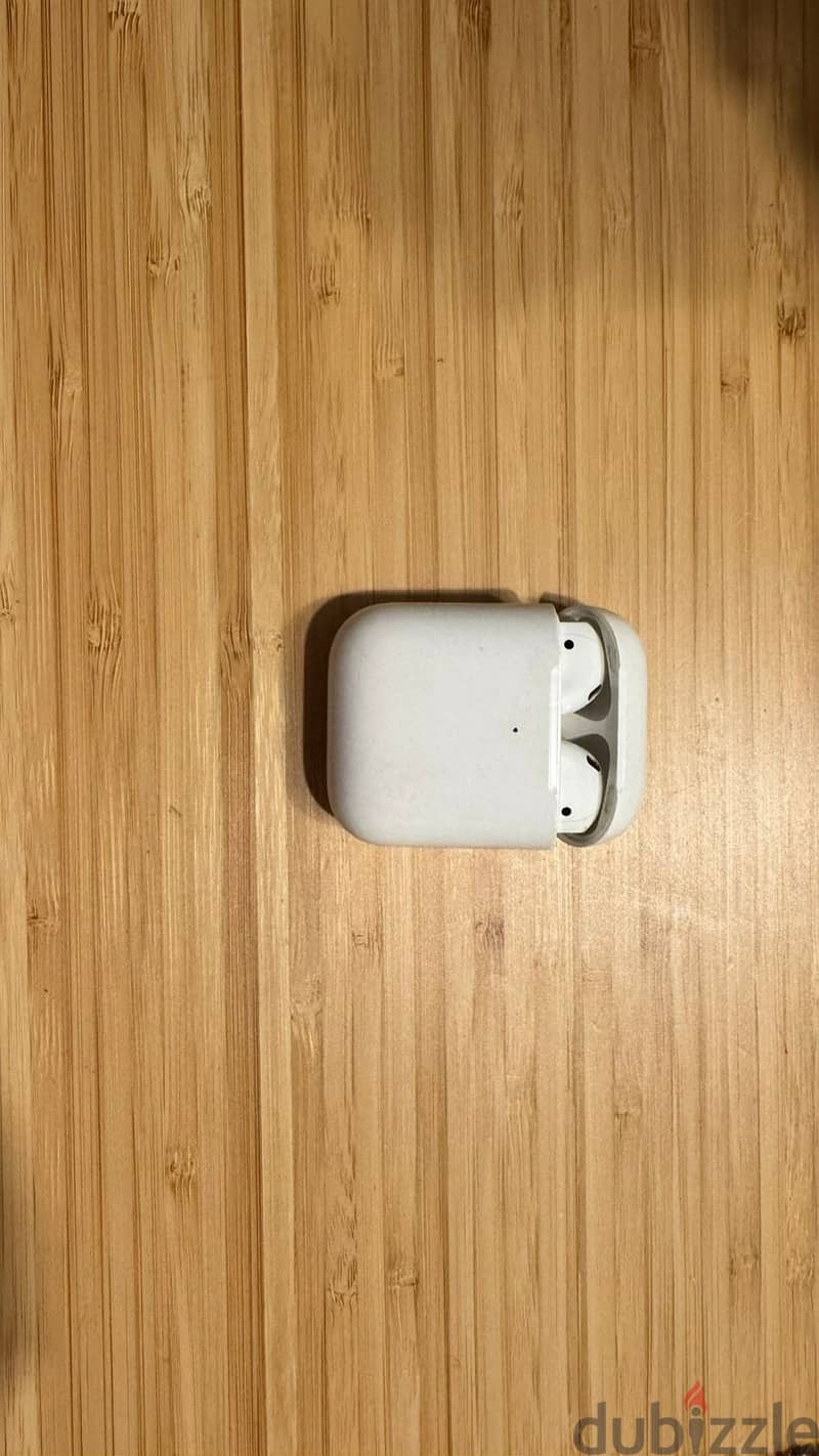 For sale, Apple airpods 2nd generation 3