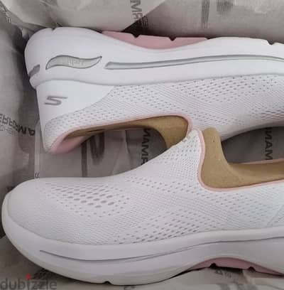 Original Skechers Arch Fit