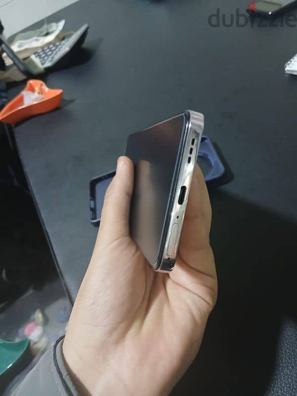 oppo reno 12 f 5g 4