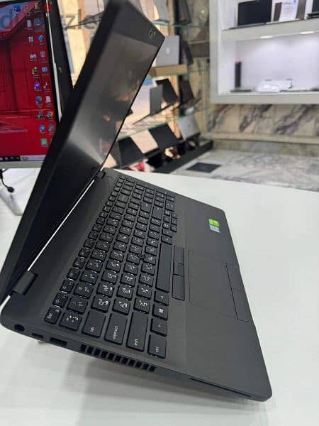 Dell Precision 3541 3