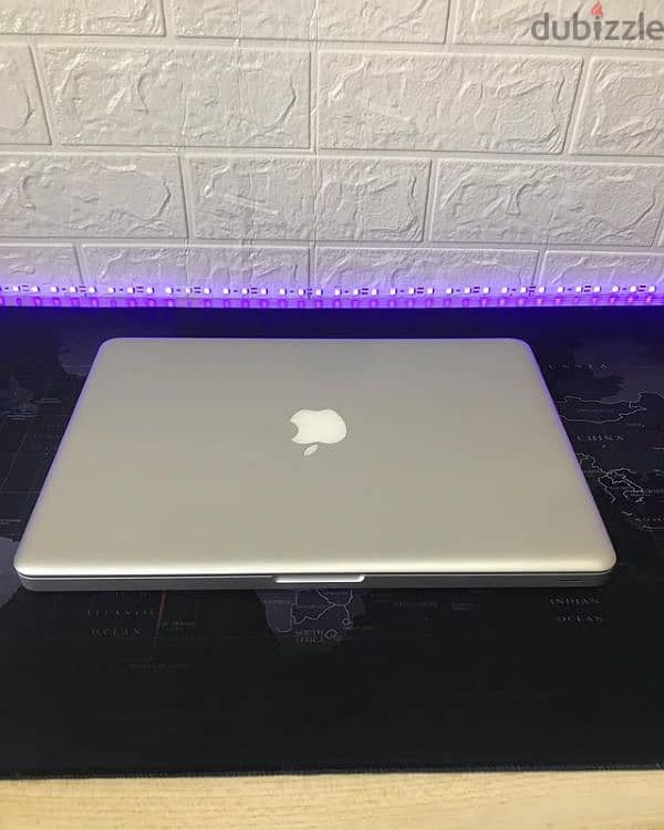 Mac book  pro 2012 Hard 500قابل للزيادة Ram8 قابل للزياده 1