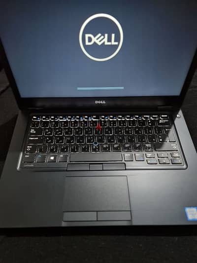 Dell latitude Processor Core i7 Generation7 Ram 8 DDR4   SSD 256