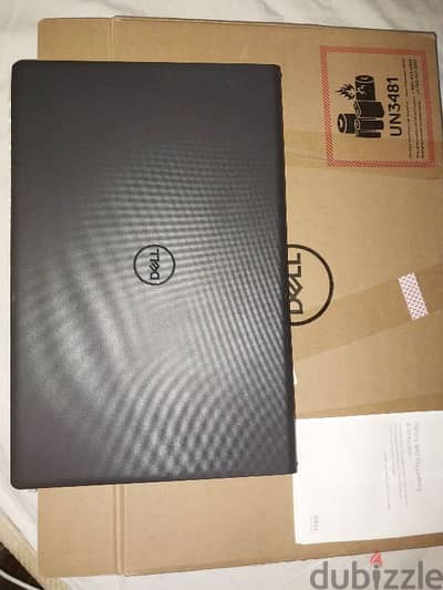 dell vostro 3520 corei5 12th generation fingerprint  as new