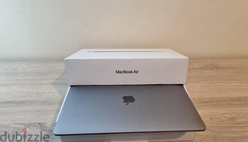 Macbook Air M1 جهاز جديد تماما انتاج ٢٠٢٤ وضمان لشهر ١٠ القادم 0