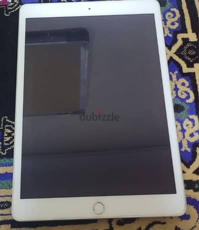 ipad 7 generation in good condition،  اي باد ٧ متفتحش