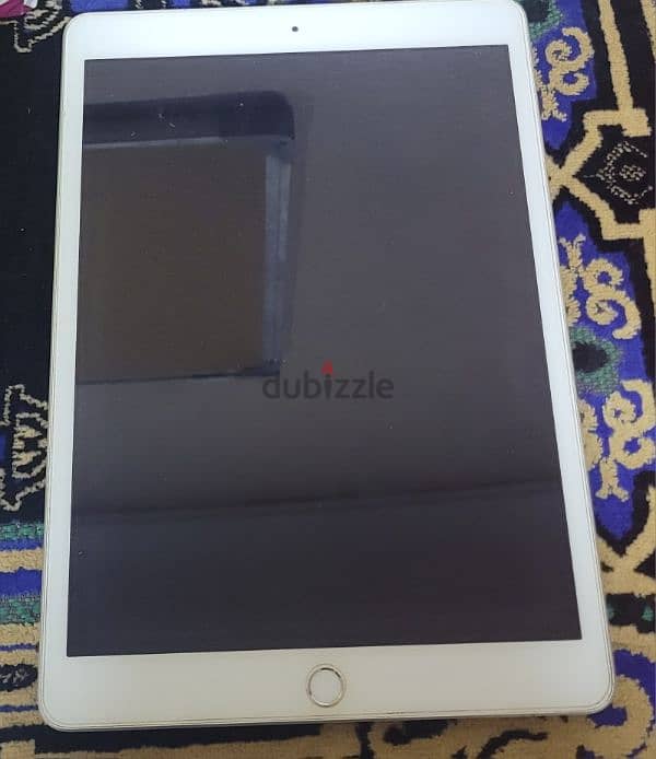 ipad 7 generation in good condition،  اي باد ٧ متفتحش 0