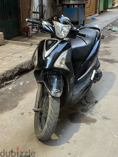 سكوتر st plus vigory 200cc