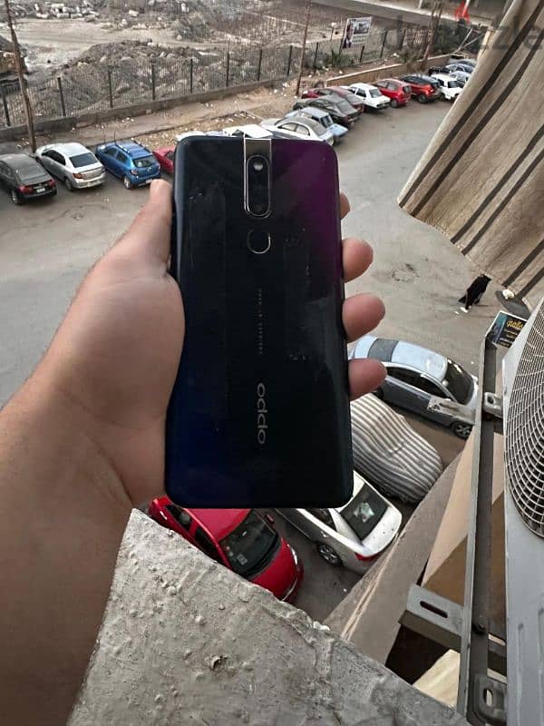 OPPO F11 Pro بحاله ممتازه 4