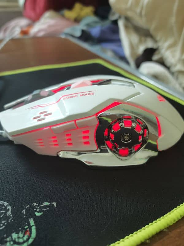 Aula S20 Gaming mouse. 7