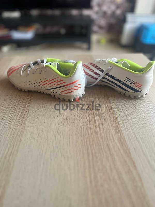 Adidas Predator shoes for Kids 1