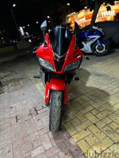 honda 600Rr 2009  رخصه سنتين