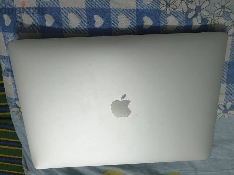 macbook pro 2017 1