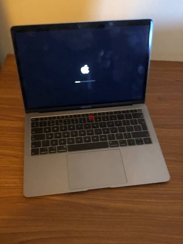 MacBook Air 2018 - space grey 1