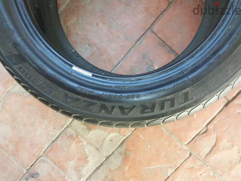 كاوتش Bridgestone مقاس 225/55R17 0