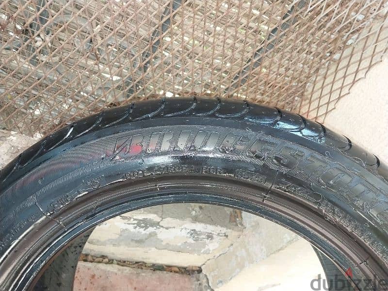 كاوتش Bridgestone مقاس 225/55R17 2