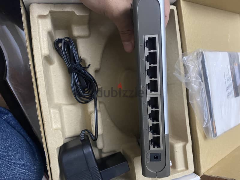 Switch D-link سويتش 3