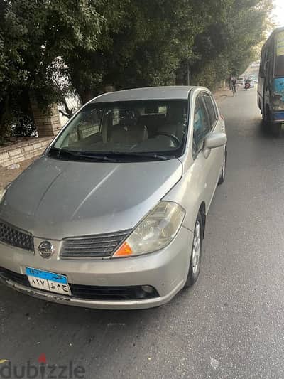 Nissan Tiida 2007