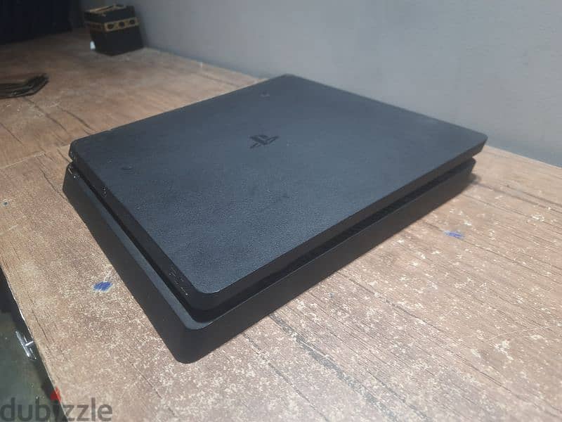 ps4 slim 4