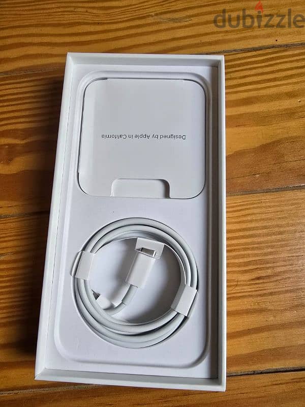 iphone 14 pro silver 256 G 4