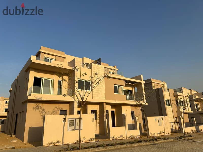 Townhouse in the most prestigious area of ​​the eastern expansions of Sheikh Zayed City - immediate delivery with payment facilities over 8 years 0