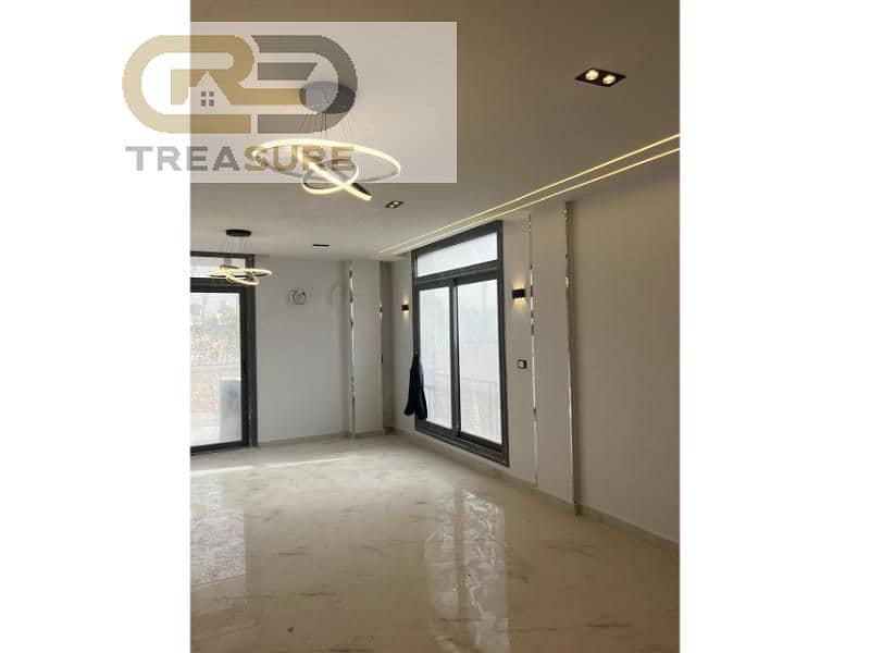 Apartment for sale in Tag Sultan ultra super lux . 0