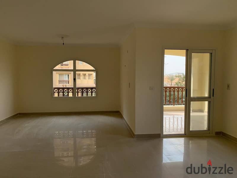 Apartment for sale in Madinaty B1, area of ​​175 meters, open view, main street, clear sea direction, in front of Gate 2 Madinaty and Arabesque Mall, 0