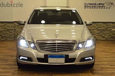 Mercedes-Benz E300  Elegance  MODEL 2010