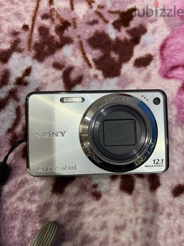 Camera sony cyber-shot 12.1 Mega pixel 1