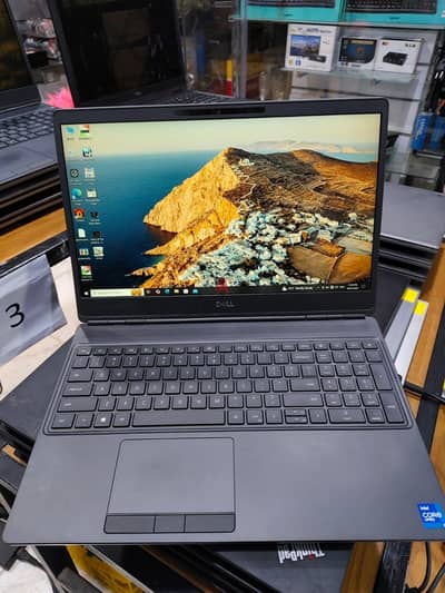 dell precision7560 جيل 11 استيراد بكارت RTX لتصميم الجرافيك المونتاج