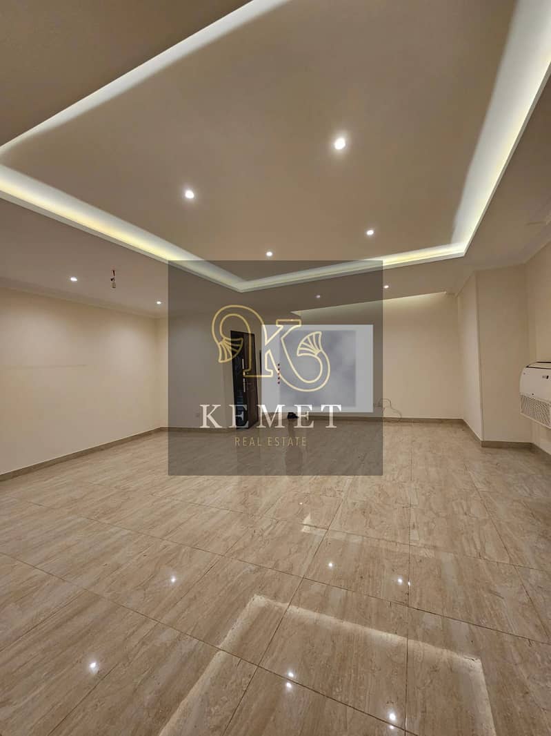 Apartment for sale, ready to move, view garden, super luxury finishing, area 200 square meters, in South Academy, Fifth Settlement - New Cairo 0