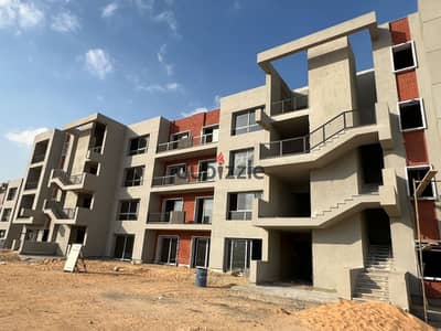 apartment ready to move for sale with installments in october near new giza,mountain view and giza Plateau in brix october