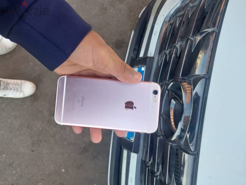 iPhone 6s بالكرتونه 3