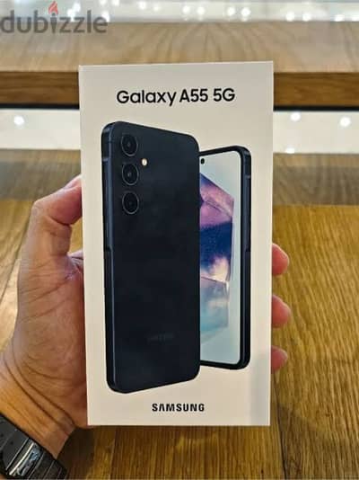 للبيع فقط Samsung A55 مساحة 256G رامات 8G مع شاحن 25 وات وجراب واسكرين