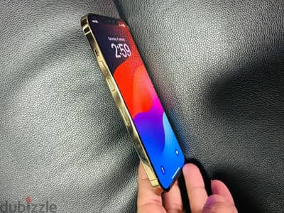 ايفون 12 برو ماكس 512 GB متأكتف 31/12/2024 معفي ضرايب