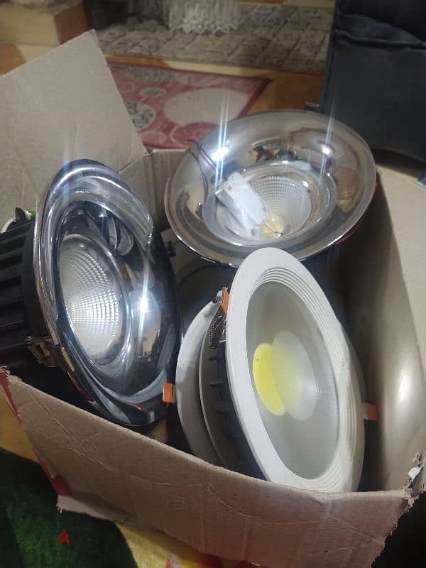 لمبات LED سقف مستعمله 4