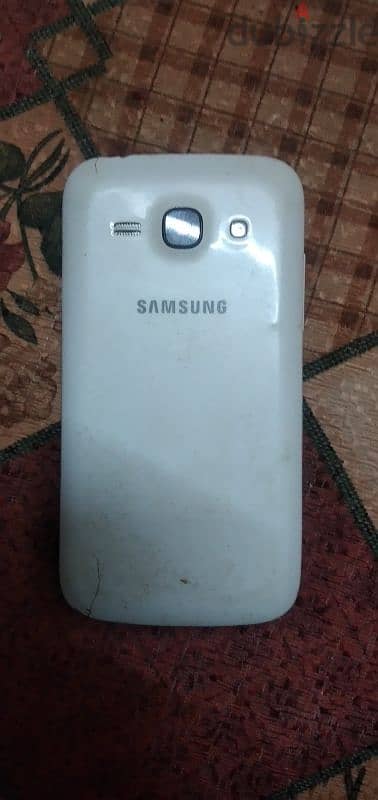 SAMSUNG GALAXY Ace3 1