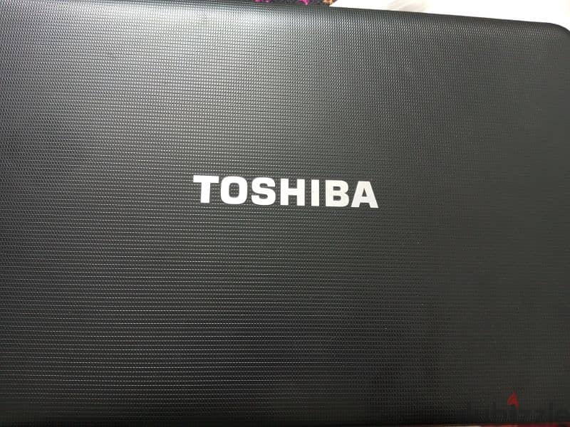 Labtob Toshiba As new 9