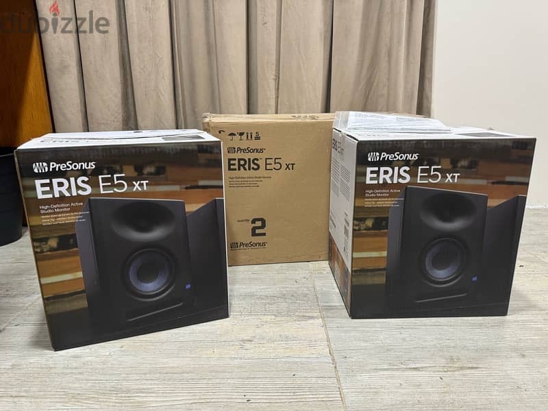 Presonus Eris E5XT Studio Monitors + Bespeco PN90FL Professional Stand 7